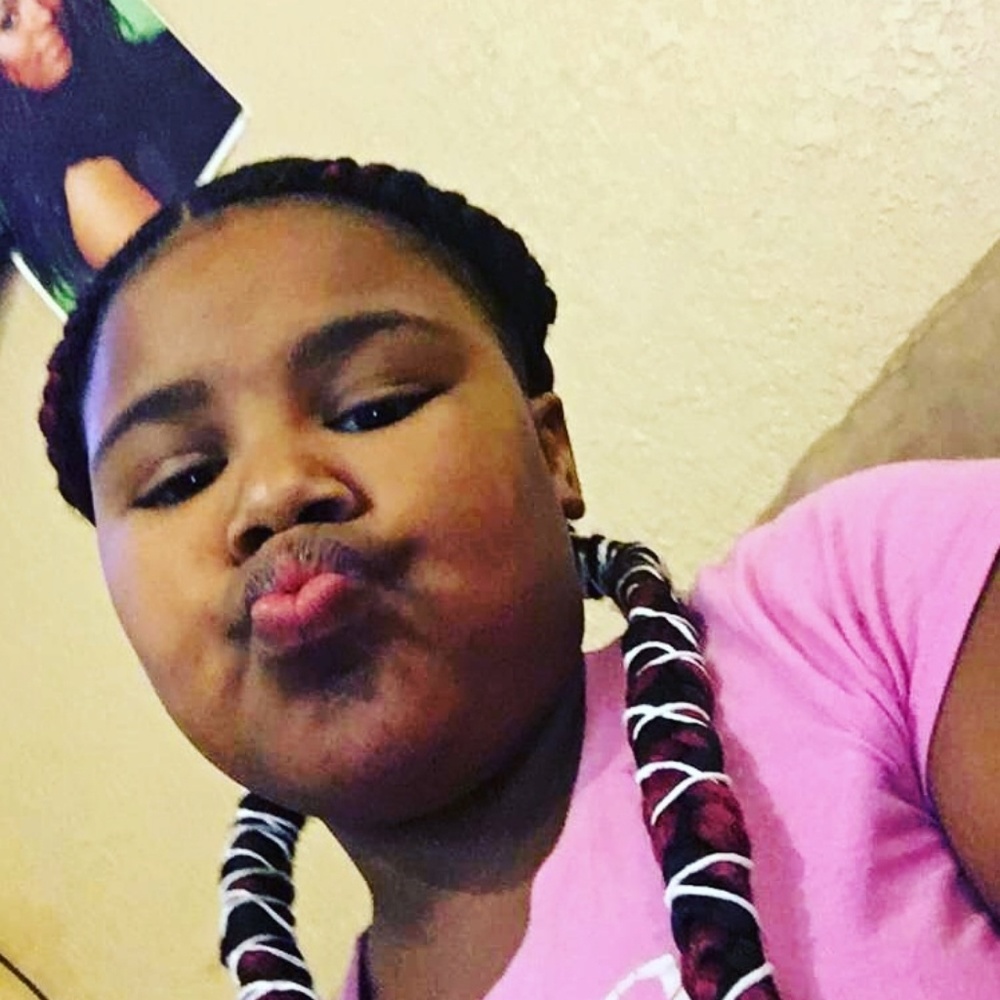 Meet your Posher, Miracle